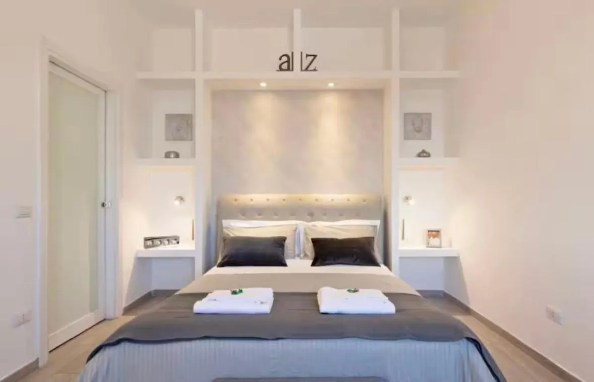 San Pietro Apt Roma 0*, Rome