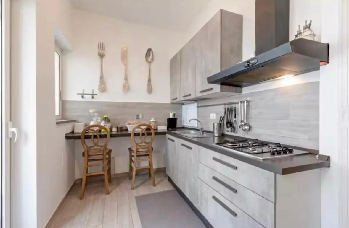 San Pietro Apt Roma 0*, Rome Italy